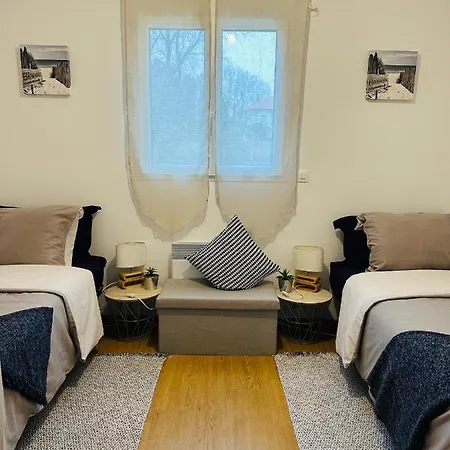 Charmante Maison De Διαμέρισμα Léon